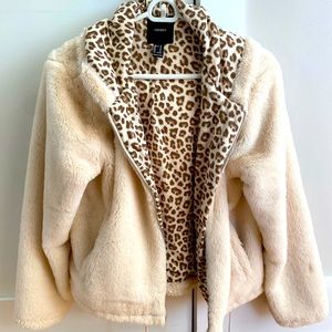 Women’s teddy jacket size M